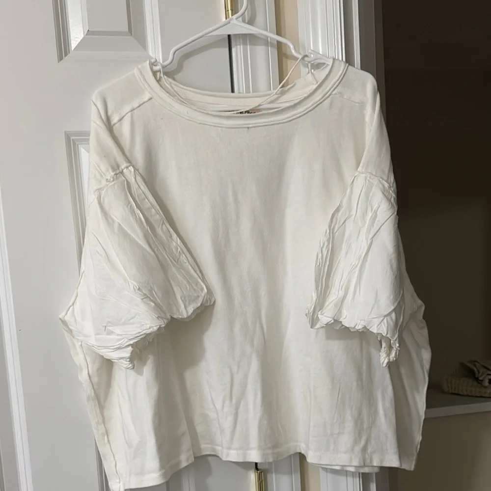 NWT Free People Blossom white puff sleeve  Tee Sz L - Picture 6 of 8